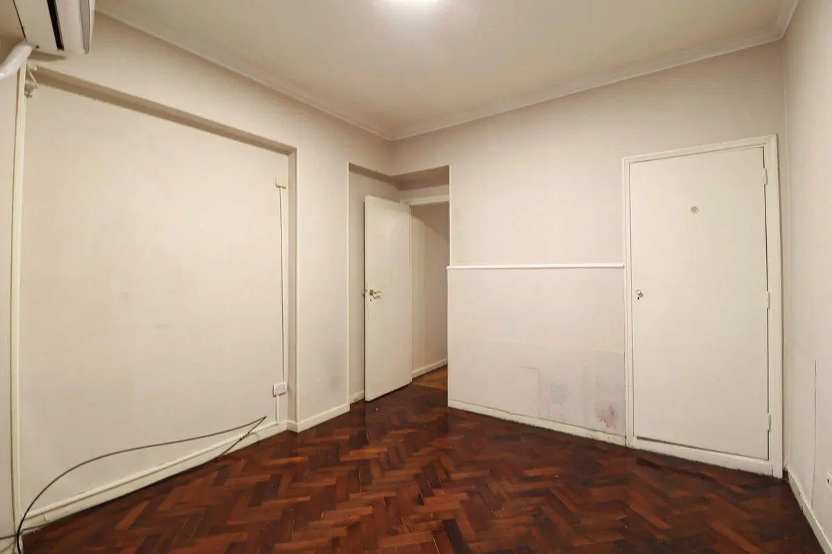 VENTA RECOLETA DEPTO SEMIPISO 3 AMB + DEP. BAULERA 2