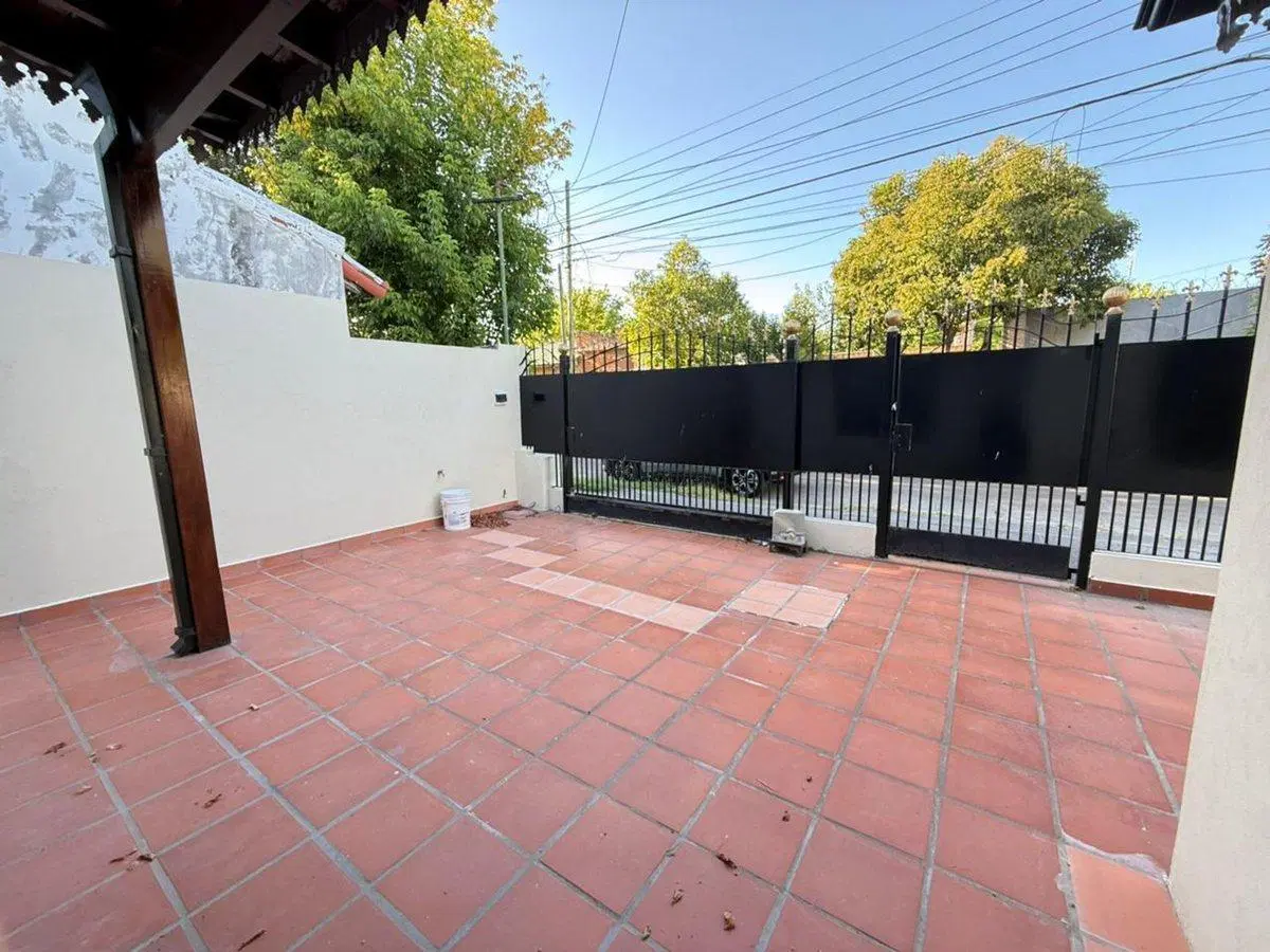 Casa 3 amb VENTA Patio Parrilla Garaje NUEVA Merlo 2