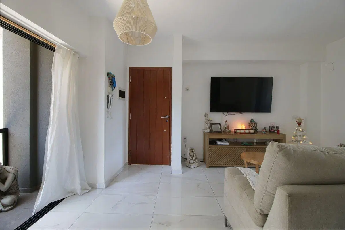 VENTA DEPTO 3 AMB 2 BALC. COCHERA PISCINA R.MEJIA 2