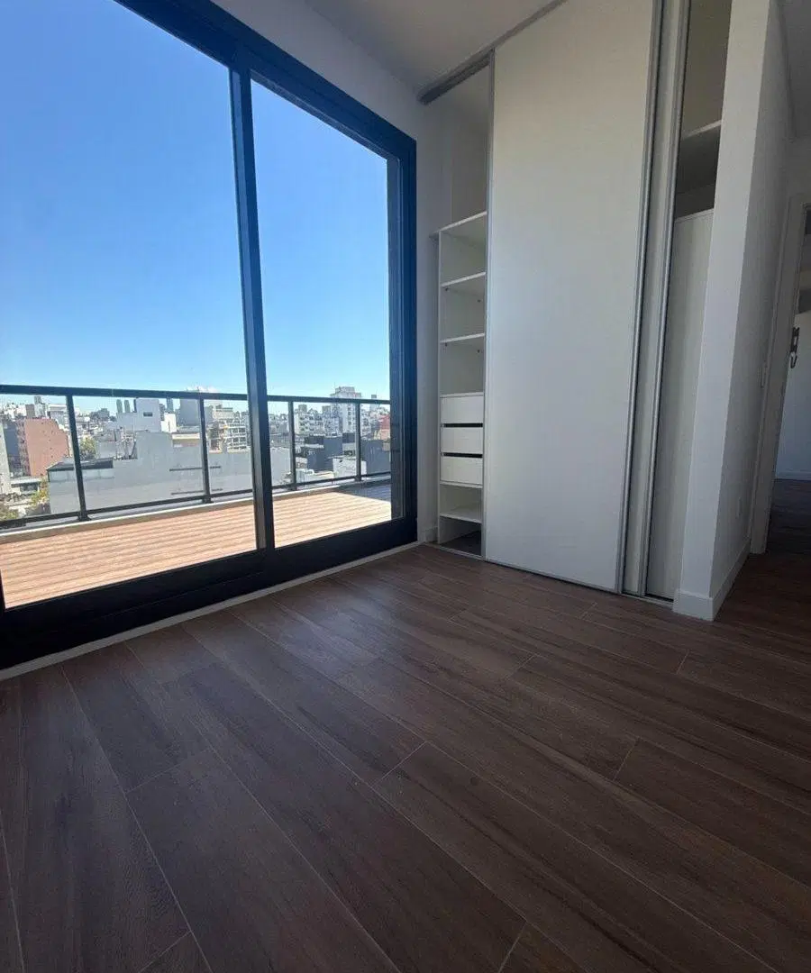 BARRIO NORTE VTA 2 amb toilette al frente balcon 2