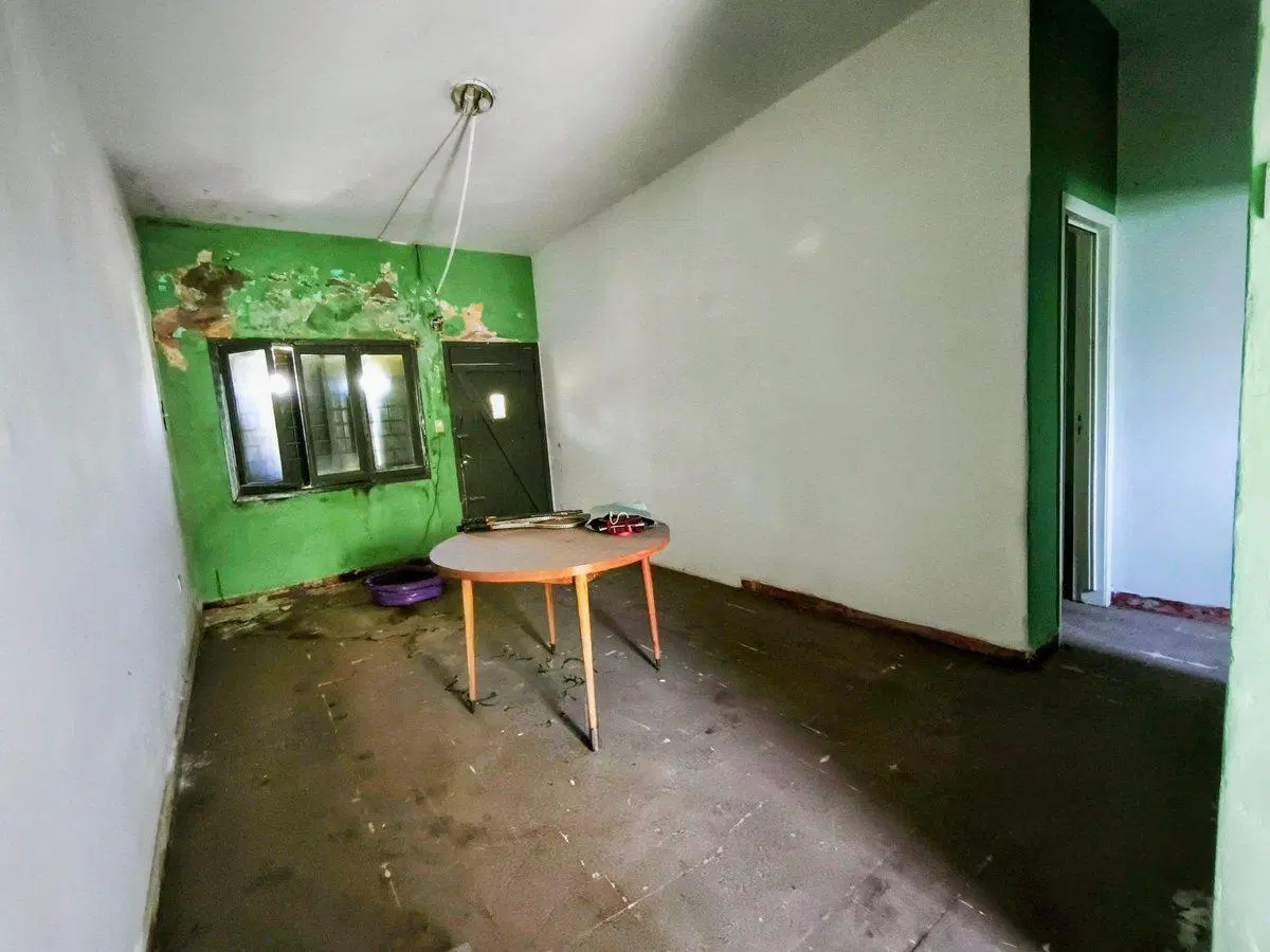 VENTA LOTE CON 2 CASAS A REFACCIONAR - VILLA TESEI 3