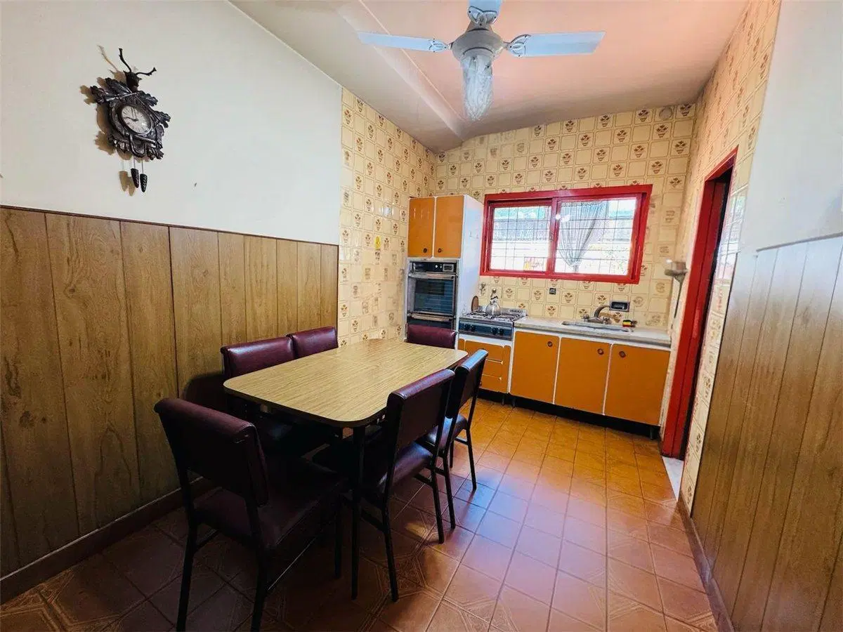 VENTA PH 4 AMB EN PB COCHERA JARDIN PARRILLA MUNRO 2