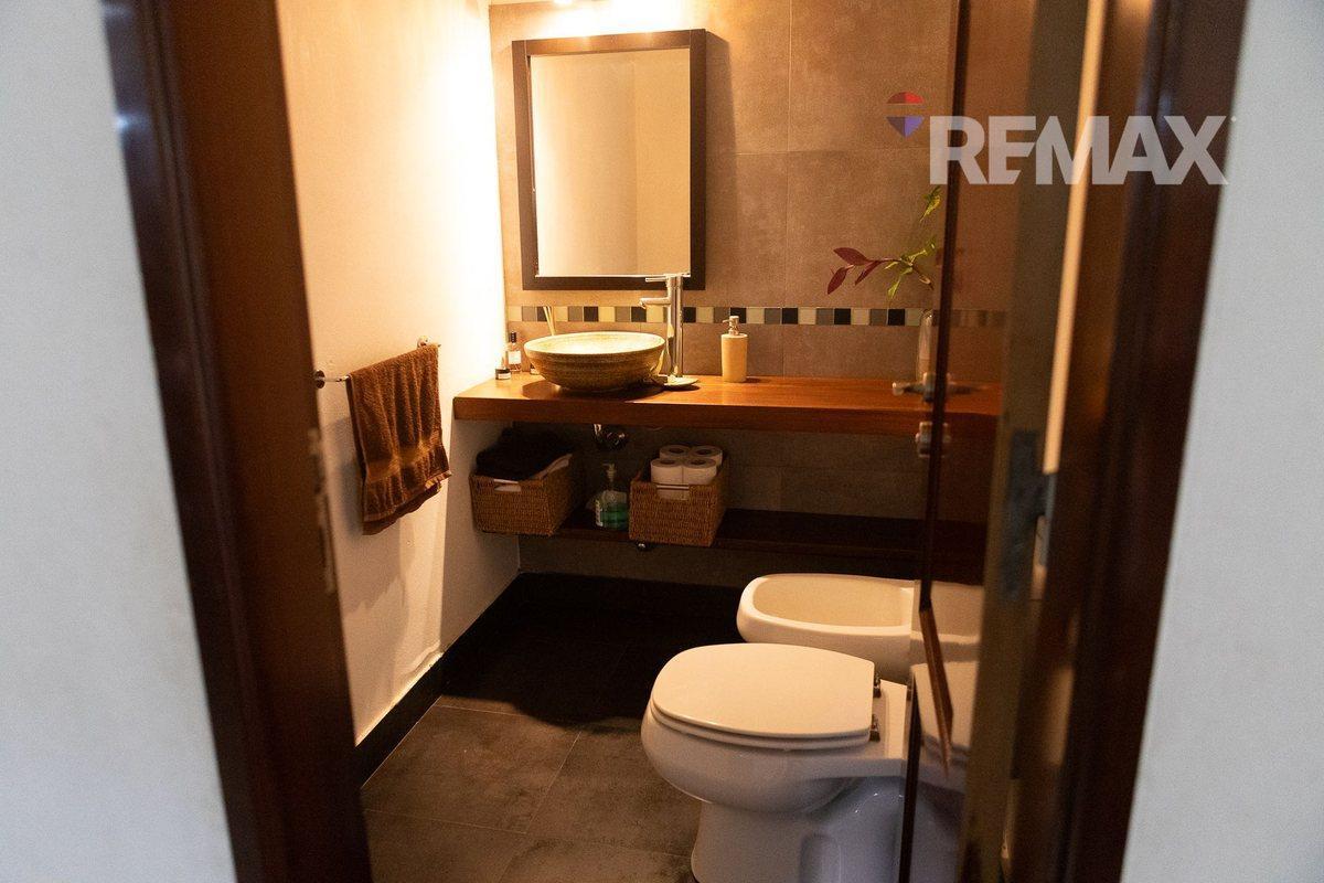 Foto de Venta Casa 7 Amb Jardín Piscina Don Torcuato, imagen 2