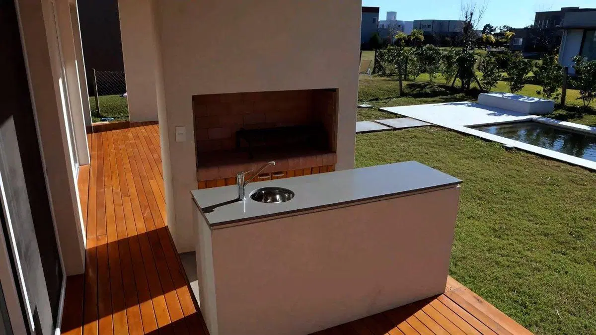 Venta Casa Haras Santa María Losa Radiante Pileta 3