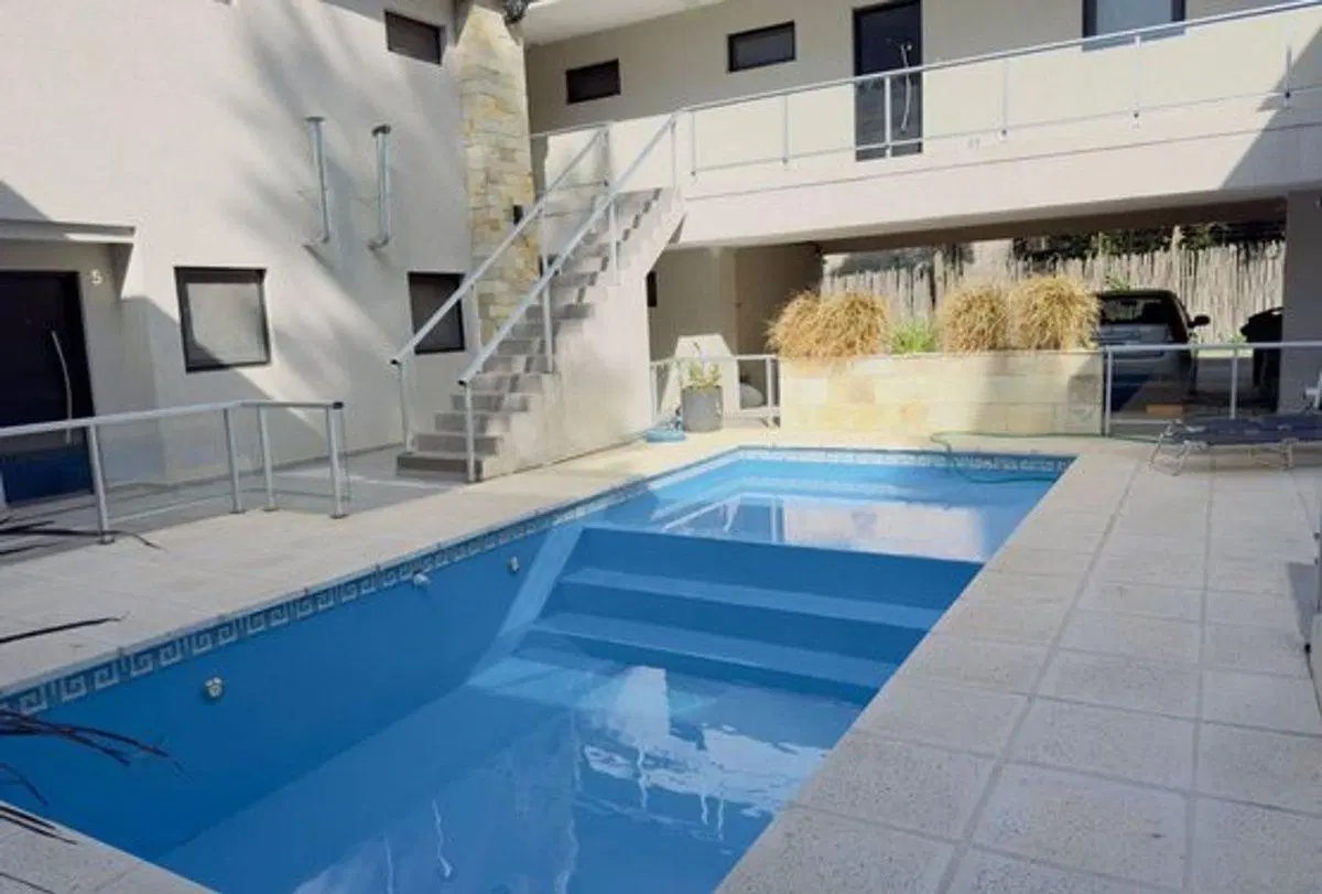 VENTA 2 AMBIENTES A ESTRENAR JARDÍN COCHERA  PILAR 5