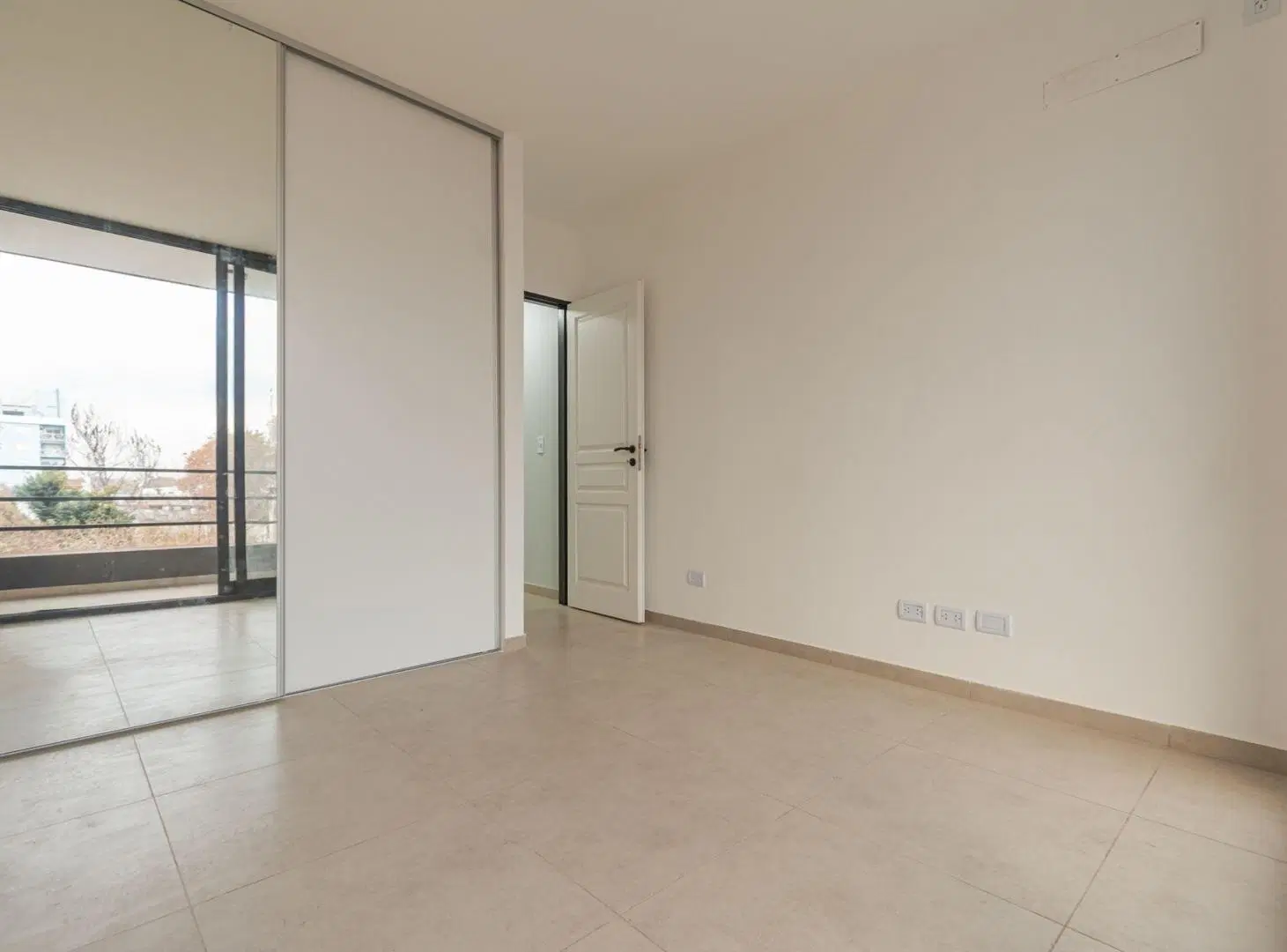 VENTA DPTO 2 AMB A ESTRENAR C/BALCÓN - SAN MARTÍN 8