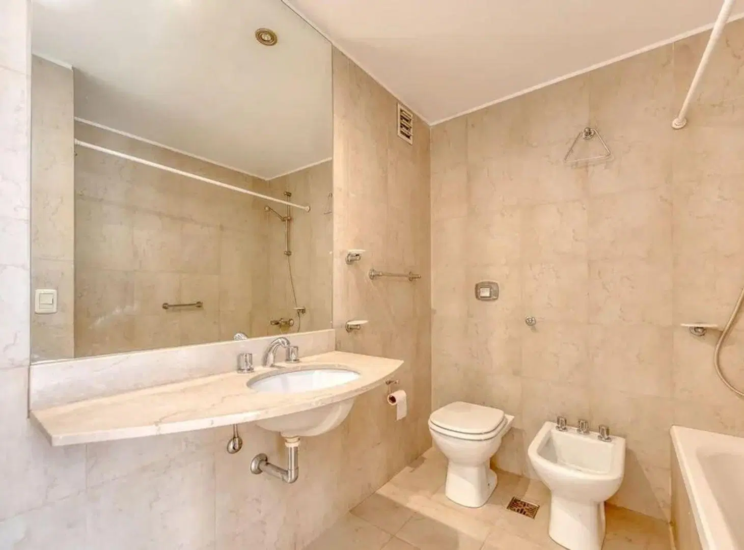 Venta departamento 3 ambientes Palermo Cochera 3