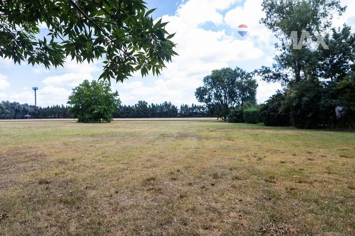 LOTE  EN VENTA C VISTA A CANCHA DE POLO-OPEN DOOR 8