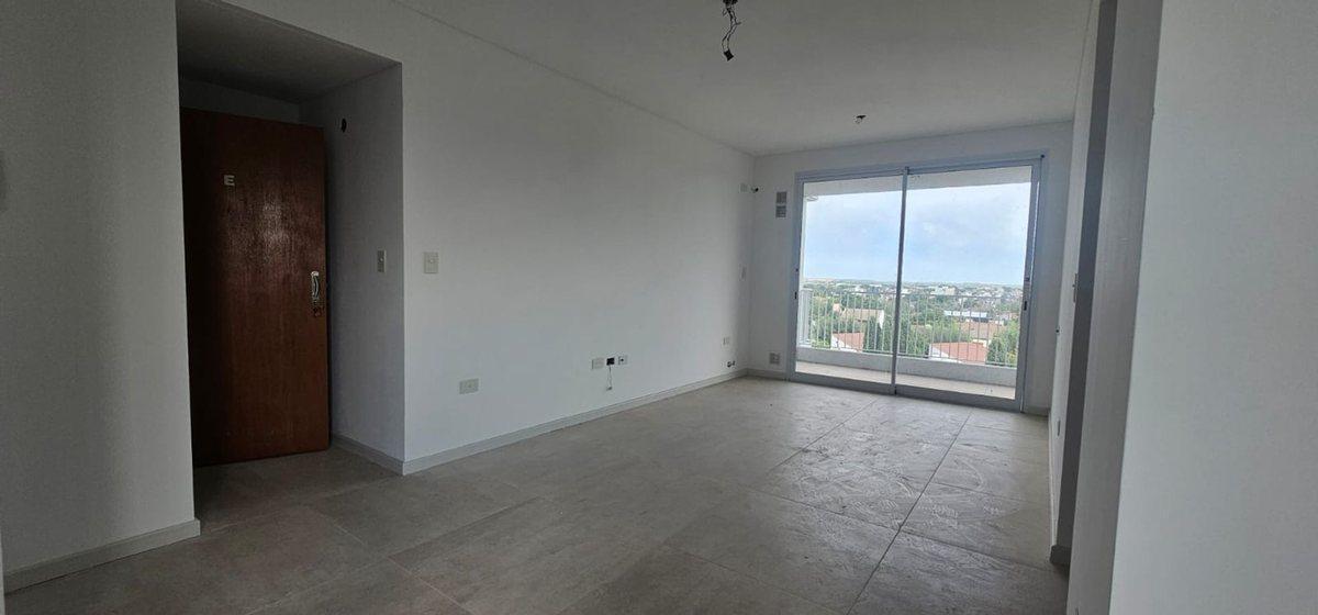 VENTA DPTO 2 AMB C/PARRILLA - VILLA BALLESTER