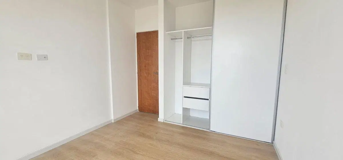 VENTA DPTO 3AMB C/TERRAZA-PARRILLA VILLA BALLESTER 4