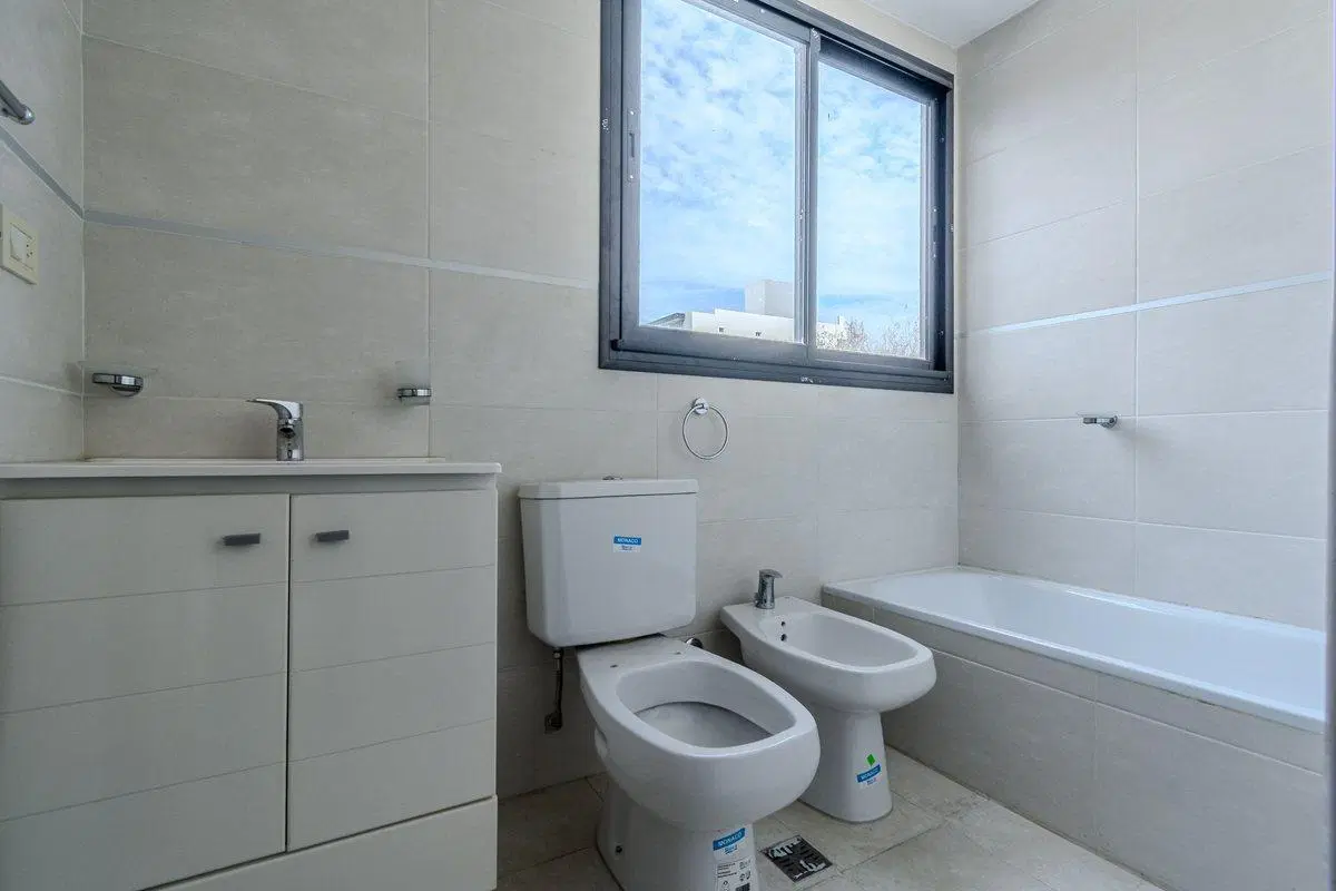 VENTA DPTO 2 AMB CON COCHERA VILLA BOSCH 4