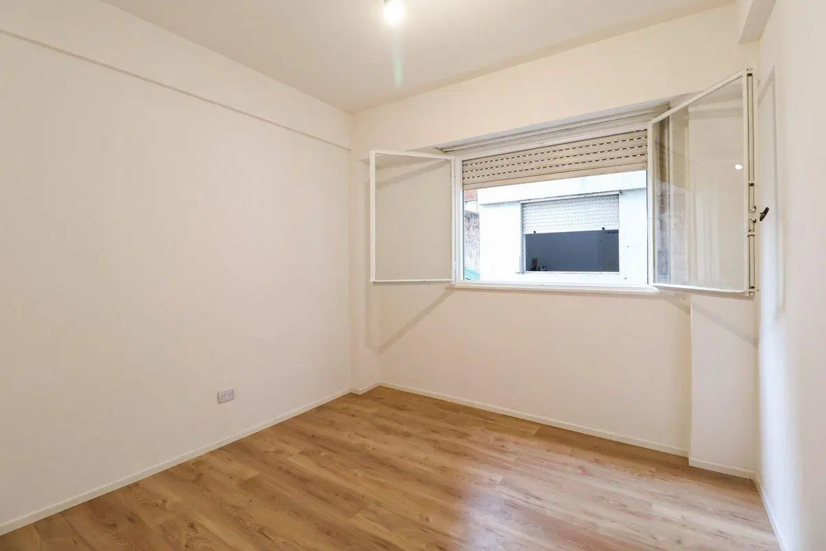 VENTA DEPTO 4 AMB BALCON FRENTE BALVANERA 2