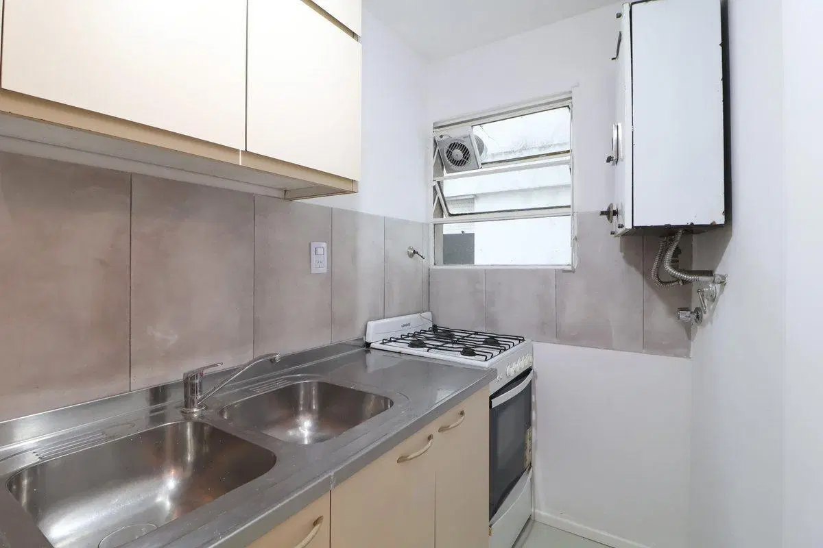 VENTA DEPTO 4 AMB BALCON FRENTE BALVANERA 5