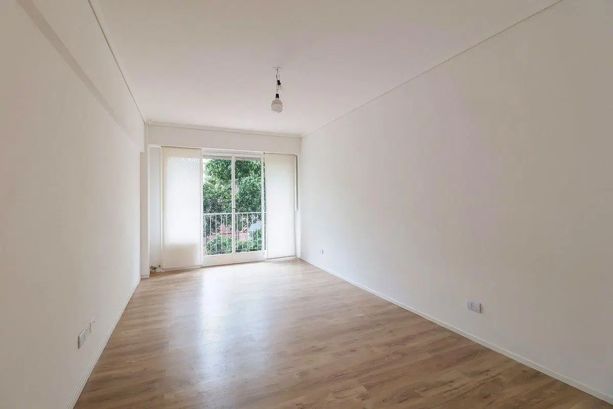 VENTA DEPTO 4 AMB BALCON FRENTE BALVANERA 3