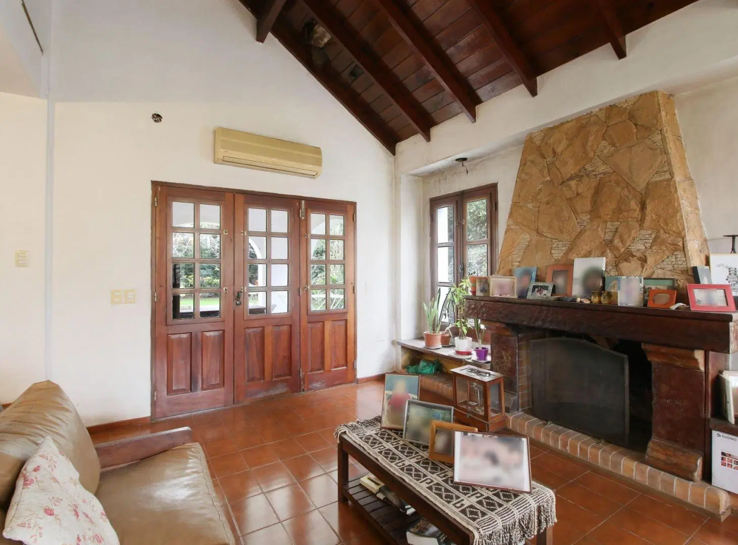 VENTA Casa de 4 Amb. Country Aranjuez | Escobar 3