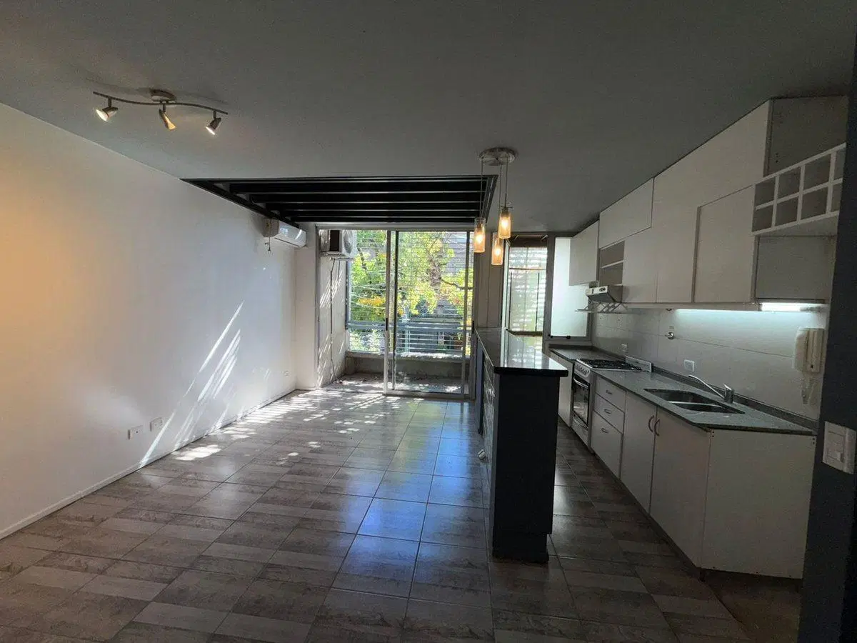 VENTA DEPTO DUPLEX 2 AMB COCHERA SAN ISIDRO 4