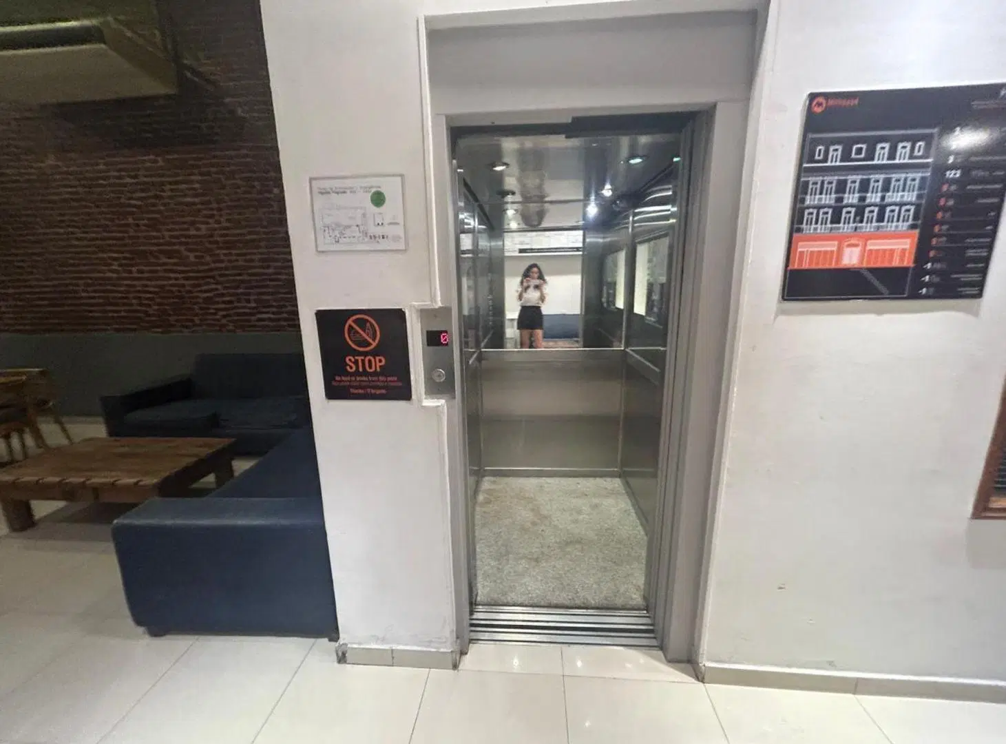 Venta Hostel 1675 m2 habilitado a pasos 9 de Julio 5