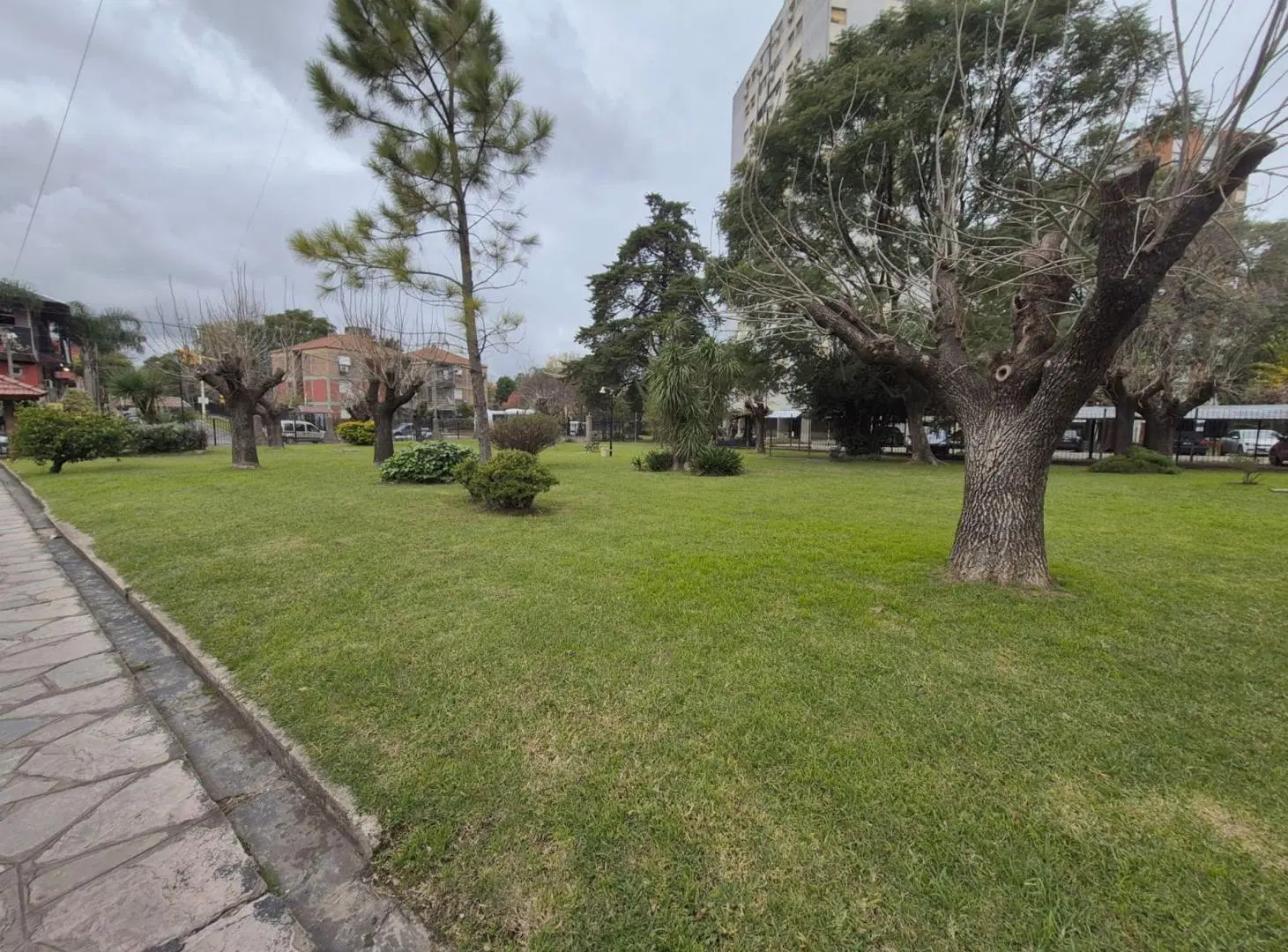 VENTA 3 AMBIENTES CON COCHERA - VILLA CELINA 4