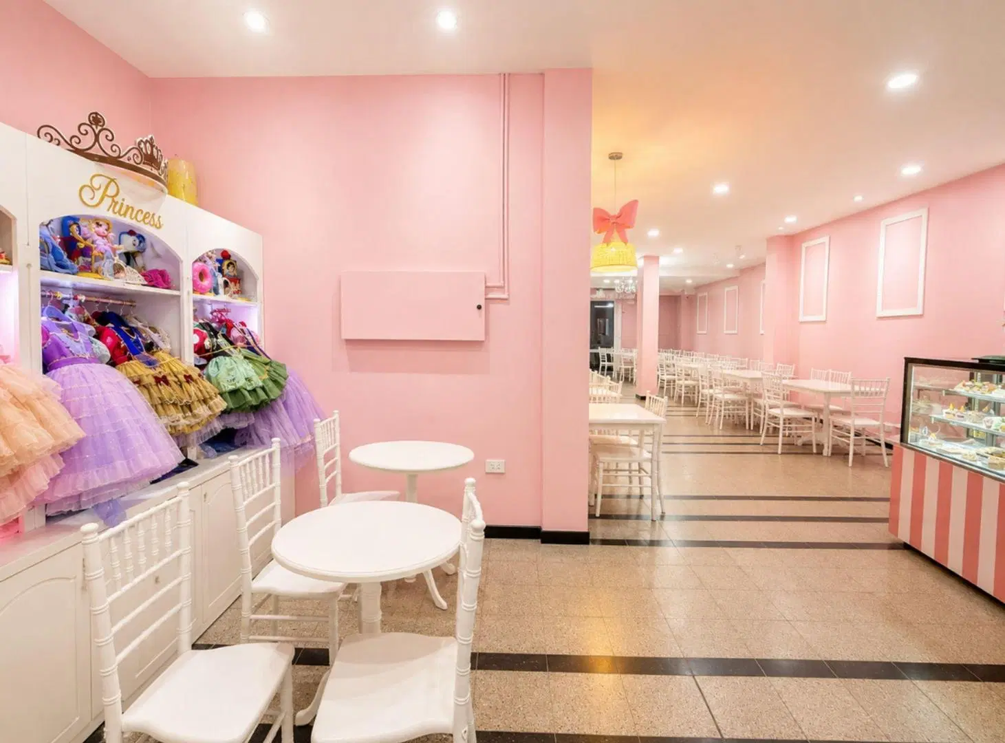 Local Comercial Excelente Zona Céntrica de URQUIZA 4