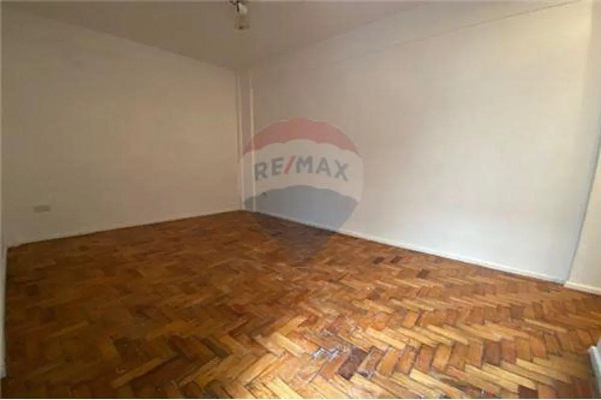 Venta 2 ambientes con Patio Apto Crédito 2