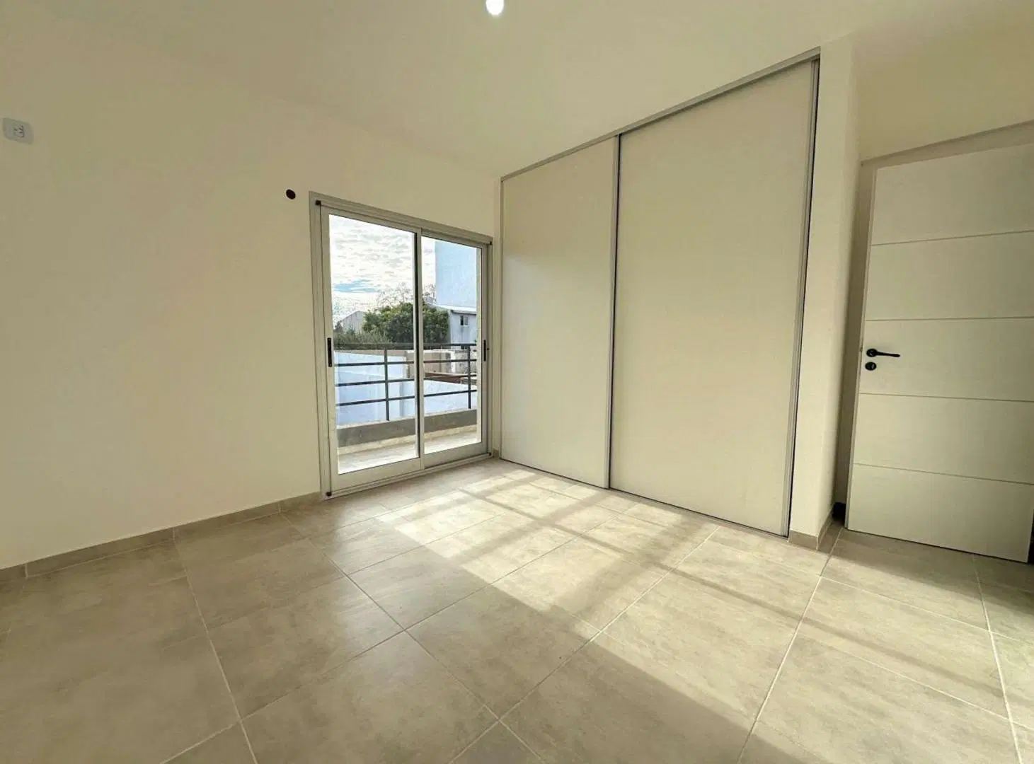 VENTA DPTO 2 AMB CON BALCÓN Y PARRILLA 8