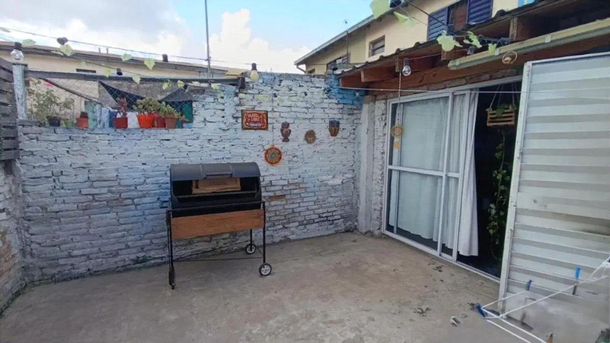 DÚPLEX EN VENTA CON RENTA, EN BARRIO TSUJI 4