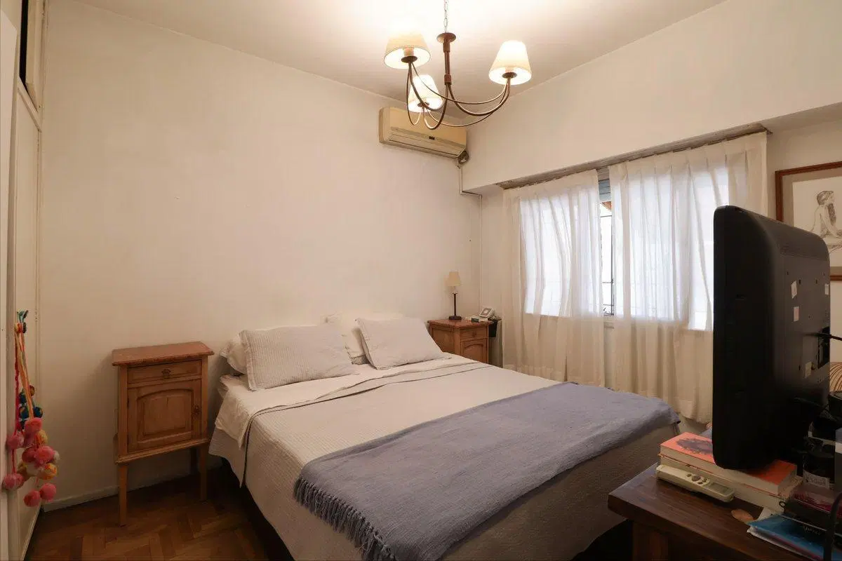 Venta casa 3amb jardín cochera Parrilla Hurlingham 3