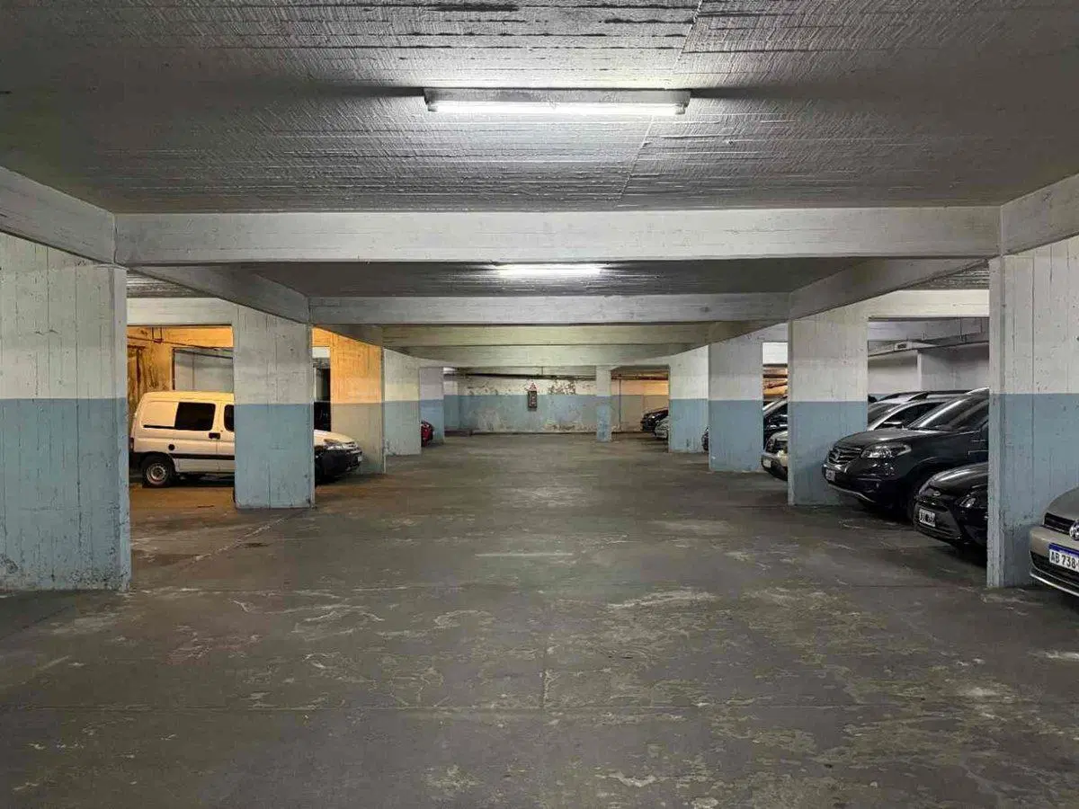 COCHERA EN VENTA- CABALLITO 4