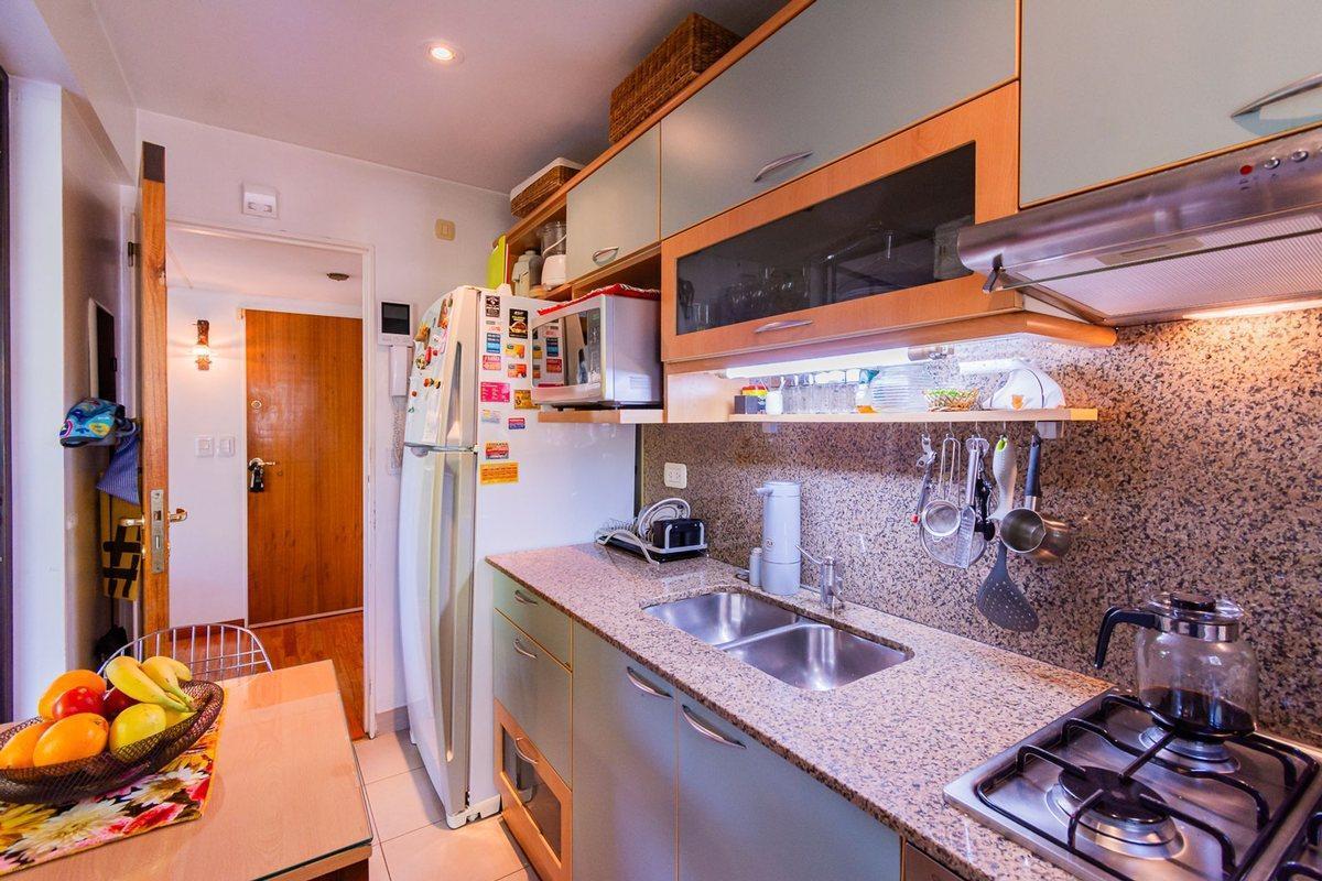 Foto de VENTA DEPARTAMENTO 3 AMB C/ BALCON Y COCHERA MOVIL, imagen 2