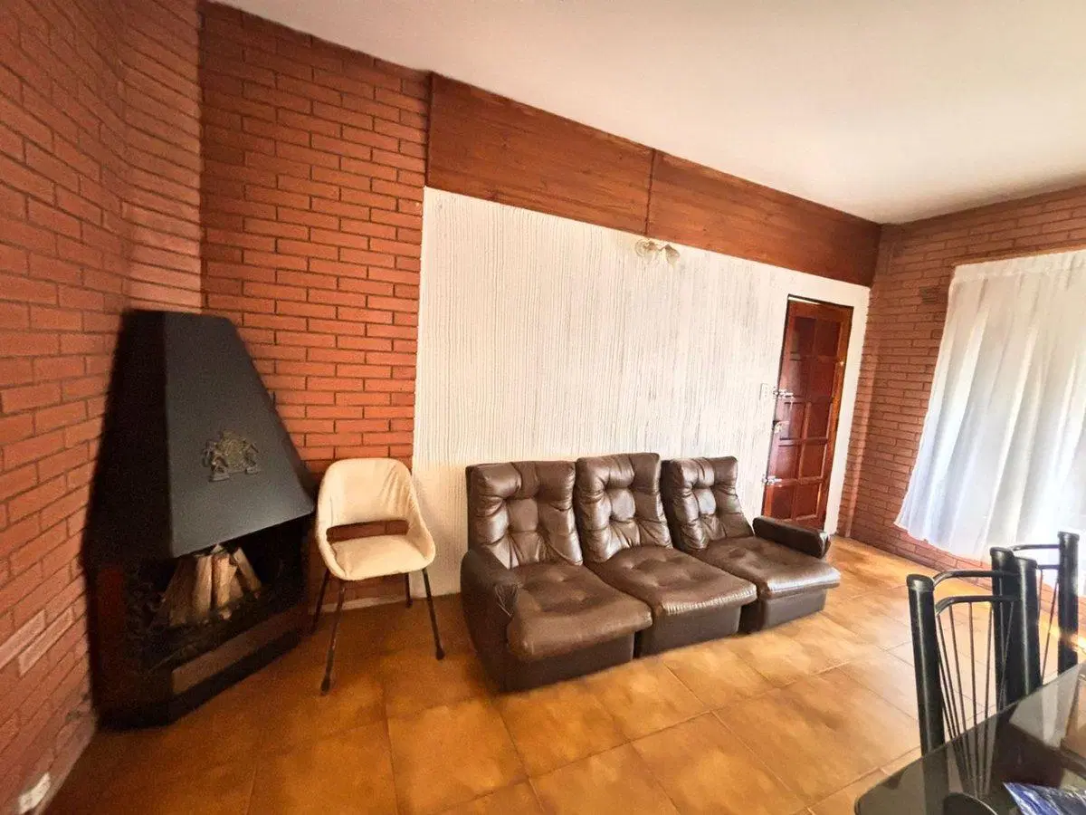 VENTA CASA + DUPLEX DE 3 AMBIENTES C/U CON PATIO 3