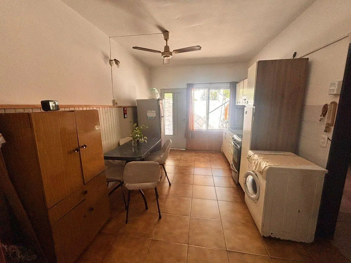 VENTA CASA + DUPLEX DE 3 AMBIENTES C/U CON PATIO 4