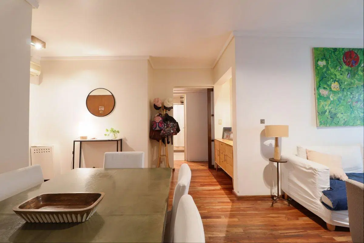 VENTA 3 AMB con escritorio,Exclusiva Zona, Balcón 5