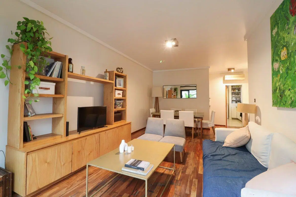 VENTA 3 AMB con escritorio,Exclusiva Zona, Balcón 3