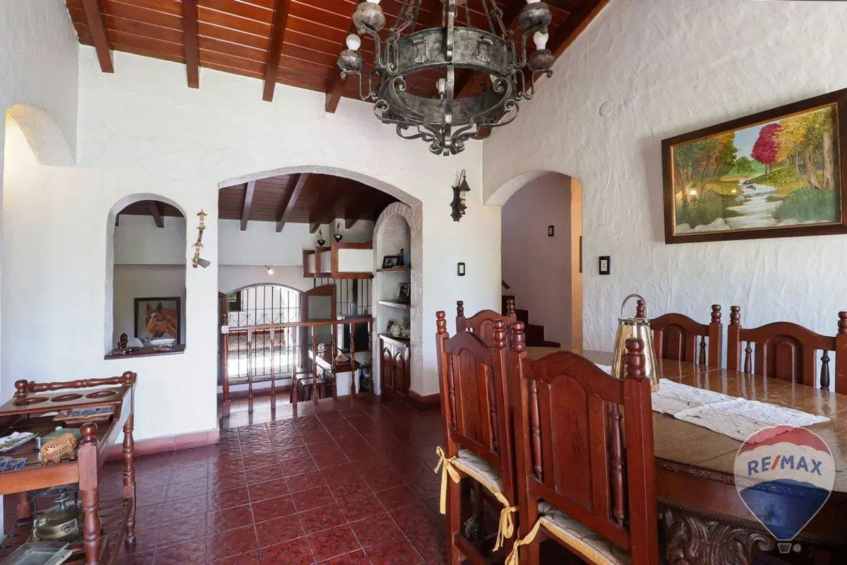 Casa en el Corazón de Country Club Aranjuez, ÚNICA 4