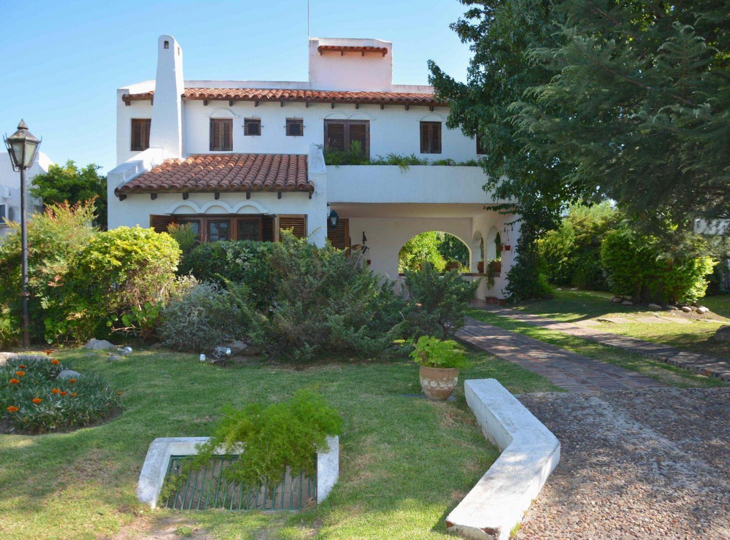VENTA Casa 4 dormit.+ Playroom Country ARANJUEZ !!
