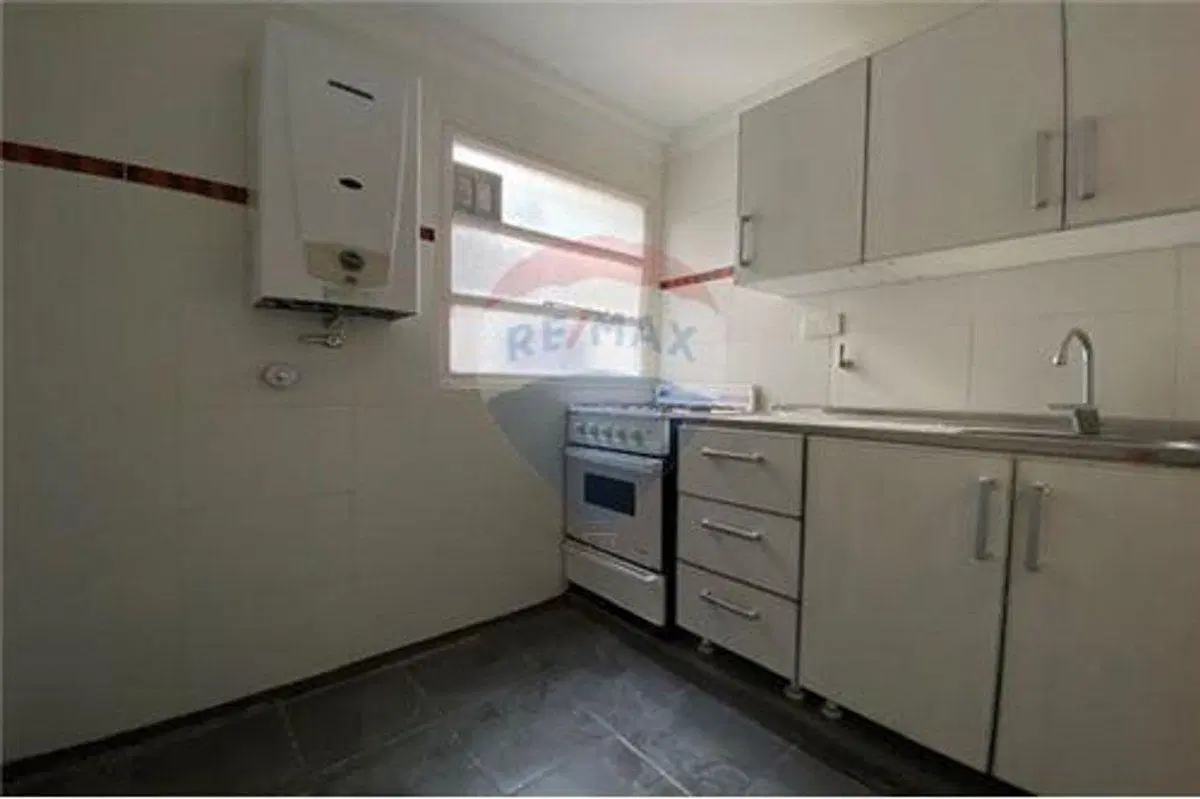 Venta 2 ambientes con Patio Apto Crédito 3