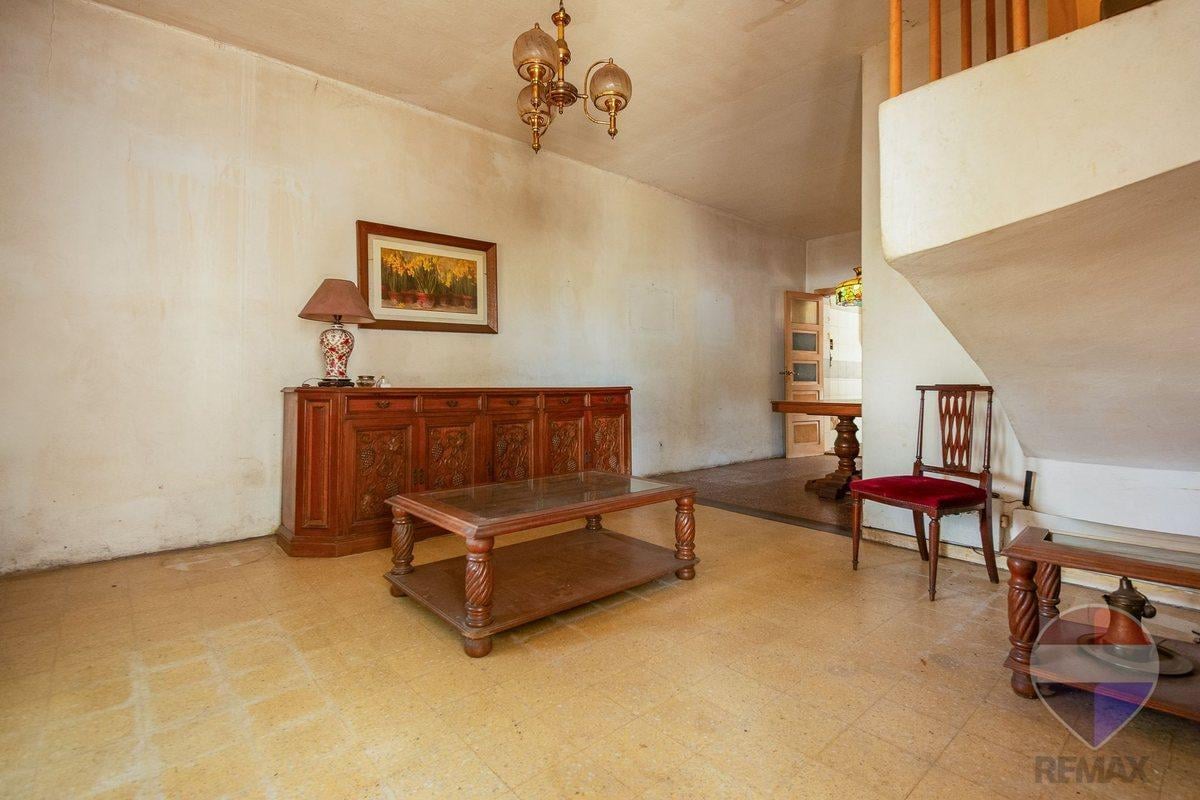 CASA VENTA 4 DORM + DEP+BAÑO+JARDIN+PATIO REFACC