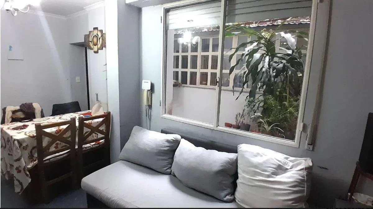 EN VENTA DEPTO 4 AMB. APTO PROFESIONAL. BALVANERA 3