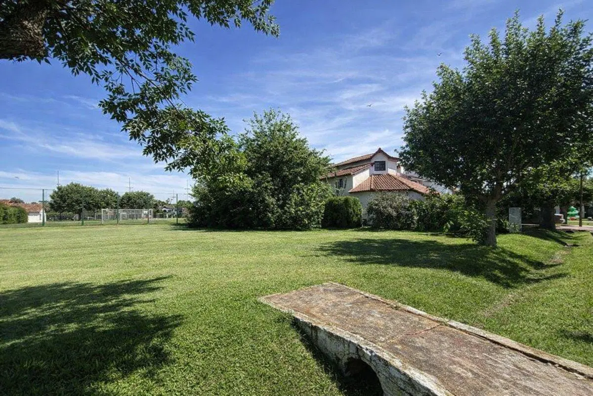 OPORTUNIDAD REAL Lote en ARANJUEZ COUNTRY CLUB! 4