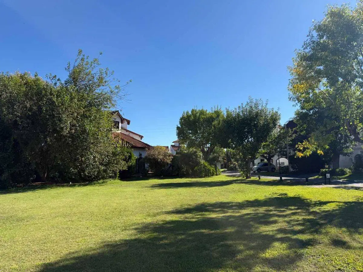 OPORTUNIDAD REAL Lote en ARANJUEZ COUNTRY CLUB! 2