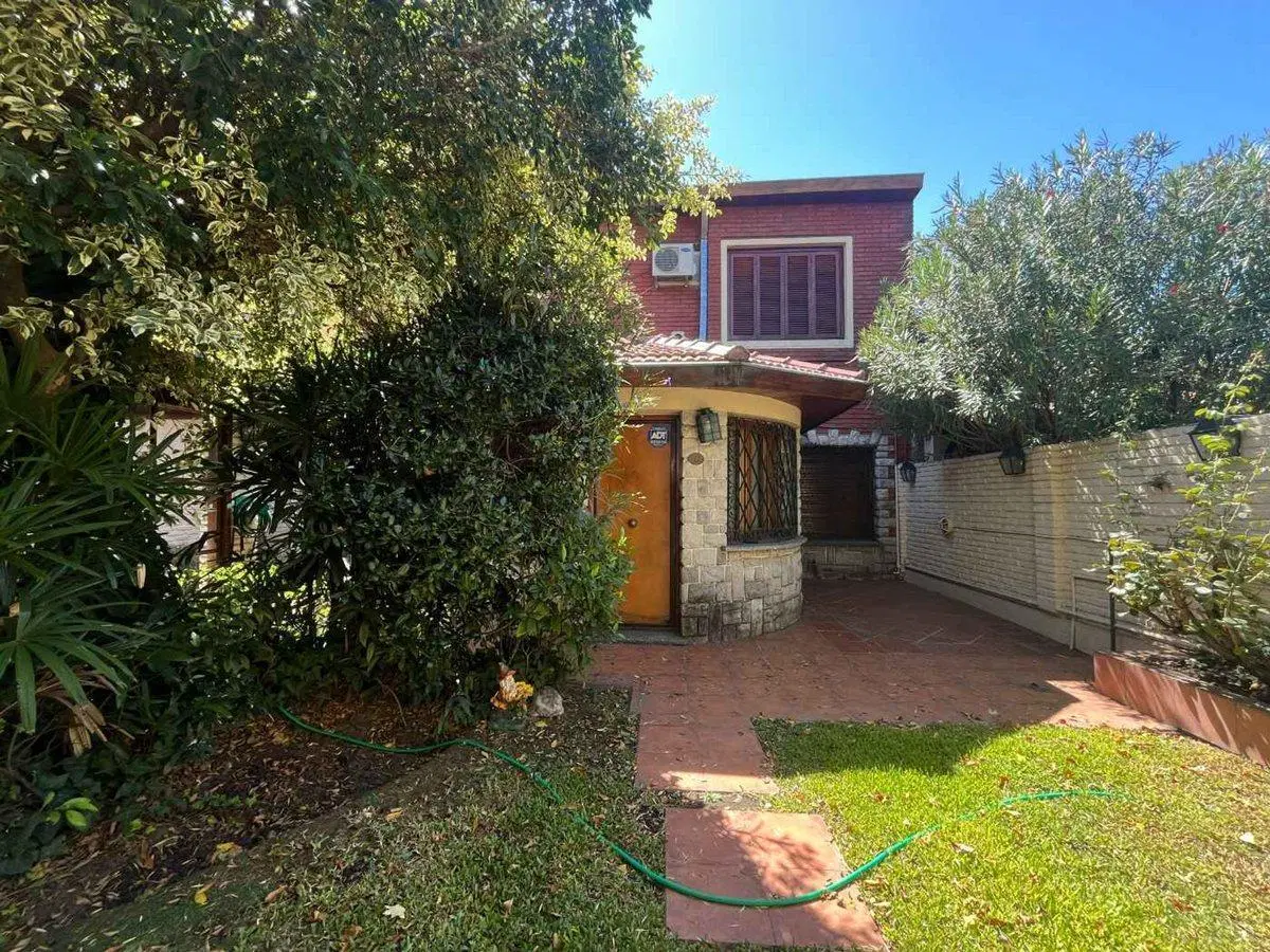VENTA  CASA 6 AMBIENTES CIUDAD JARDÍN 5