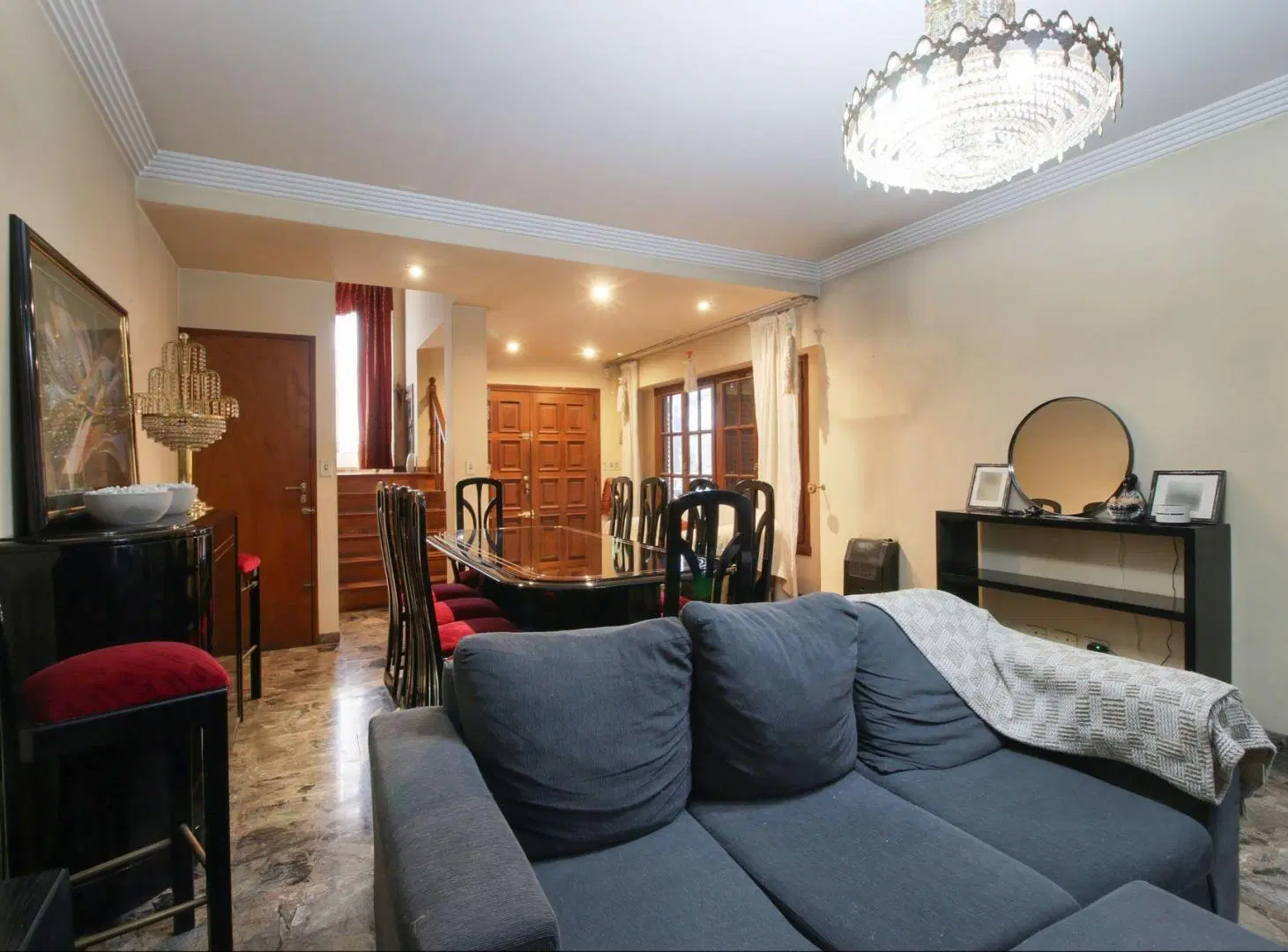 VENTA CASA 5 AMB./ JARDIN/ COCHERAS S. A. DE PADUA 3