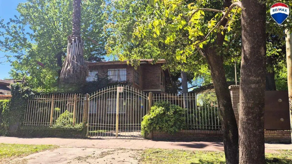 VENTA QUINTA EDIF USOS MULTIPLES MANUEL ALBERTI 2