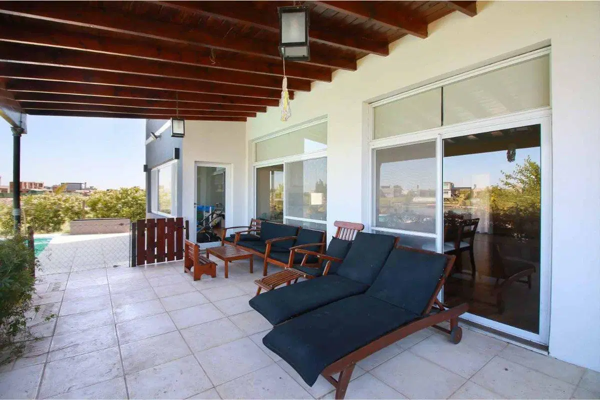 Casa venta en San Sebastian a la laguna 2