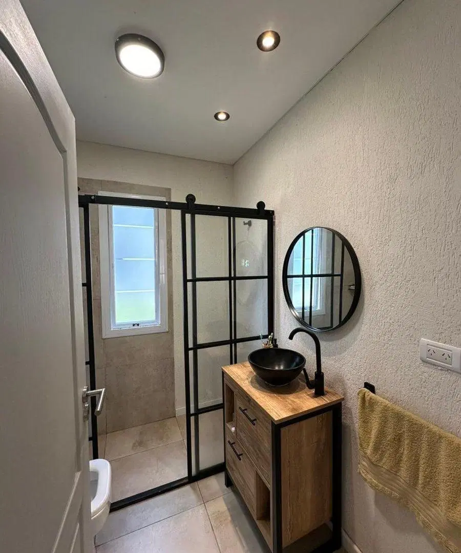 VENTA HERMOSA CASA 4 AMB-PILETA MASCHWITZ 2