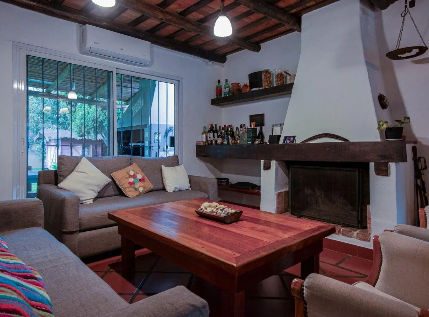 Venta casa 5 ambientes Don Torcuato 3