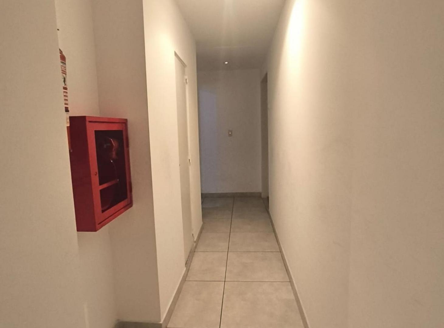 Foto de VENTA MONOAMBIENTE BALCON APTO CREDITO SAN MARTIN, imagen 2