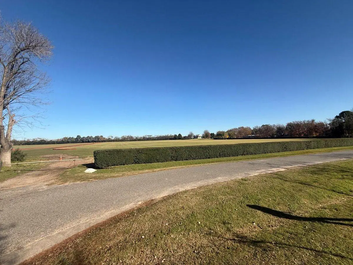 Venta terreno 3950 Mts -La Cañada Polo Club Luján 4