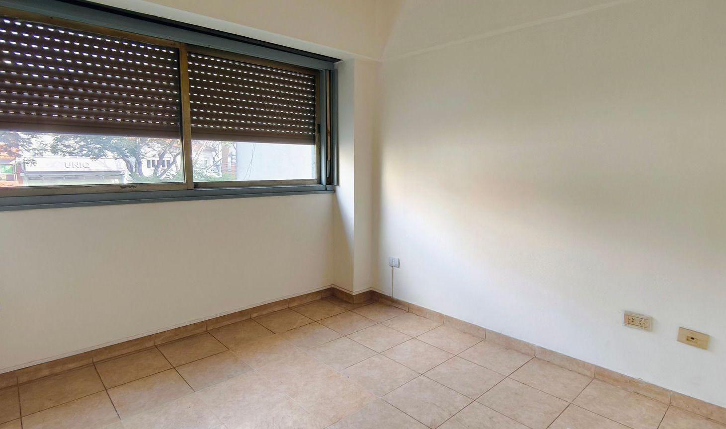Foto de VENTA DEPTO. 2 AMBIENTES BALCON FRENTE OLIVOS, imagen 5