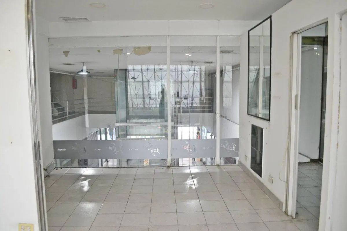 VENTA OFICINA MICROCENTRO GALERIA 2